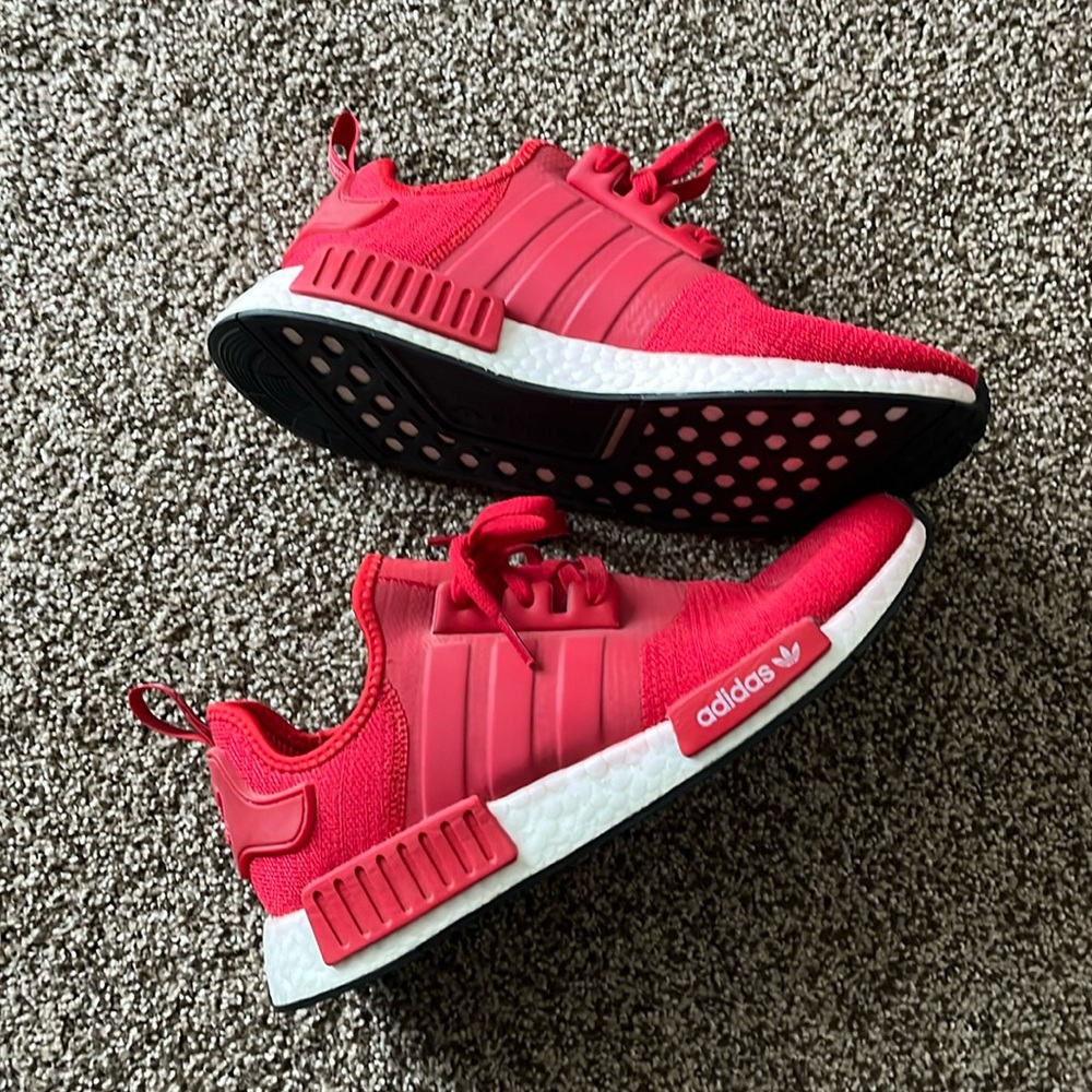 Adidas Men’s Boost size 9.5 new without tags